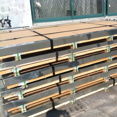 DIN1.4404 Placa de acero inoxidable laminada en caliente estándar AISI 316L 40*3100*8900MM Certificación SGS