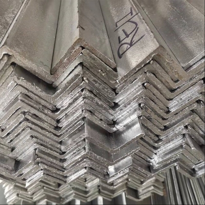 Barras de acero galvanizado en caliente ASTM A36 Q235B Barras de acero galvanizado en ángulo 40*40*4*6000mm