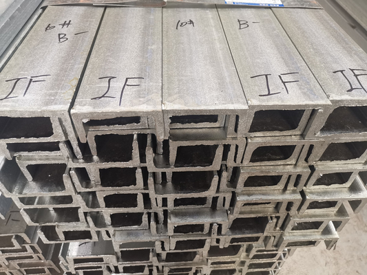 Canal de acero galvanizado laminado en caliente Q235b Q345b del puntal de los 9m