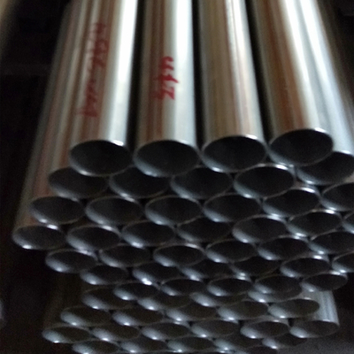 409L Profile de acero inoxidable SUH409 Tubo de acero soldado 63mm * 1.5mm * 6000mm